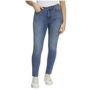 Jessica Simpson Women's Stretch High-Rise Skinny Jean (Light Blue)